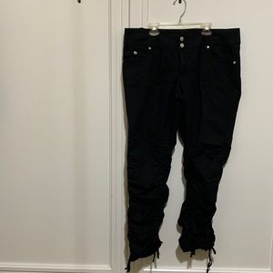 Low rise ruched leg jeans